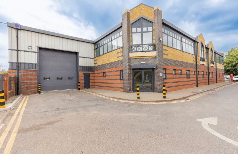 New Lease Completed: Unit 0 at Lyon Business Park, Barking